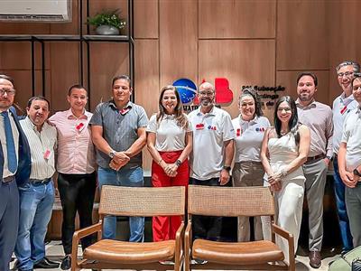 Foto da Notícia: Paranatinga recebe Gisela Cardoso para 20ª edição do OAB Presente e reinaugura sala da advocacia no Fórum 